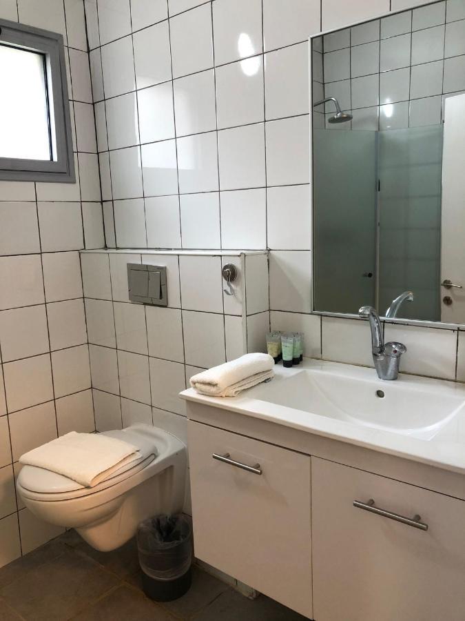 Kurlender Guest House Sheʼar Yashuv Buitenkant foto