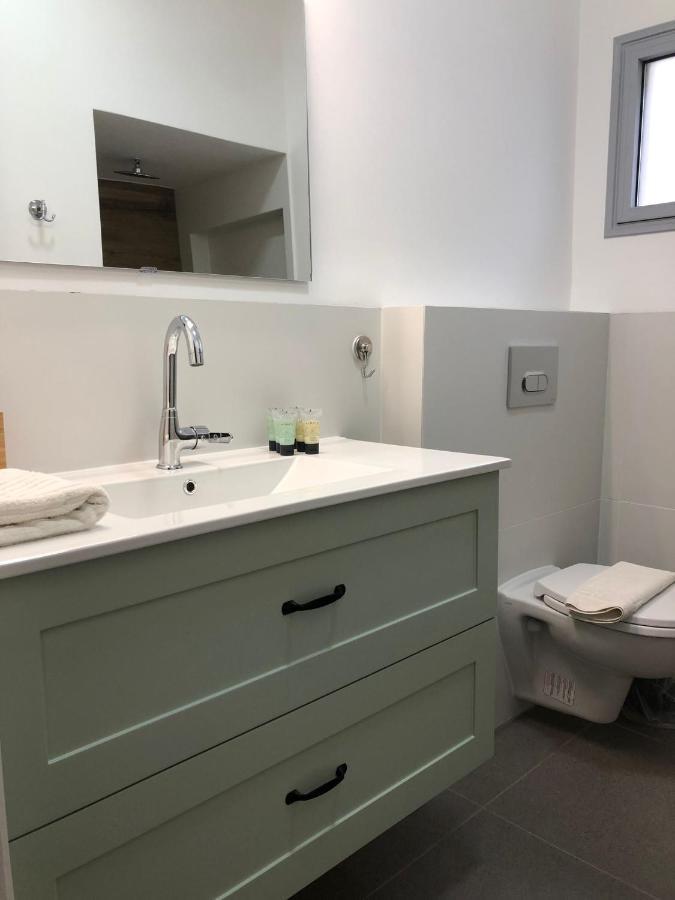 Kurlender Guest House Sheʼar Yashuv Buitenkant foto