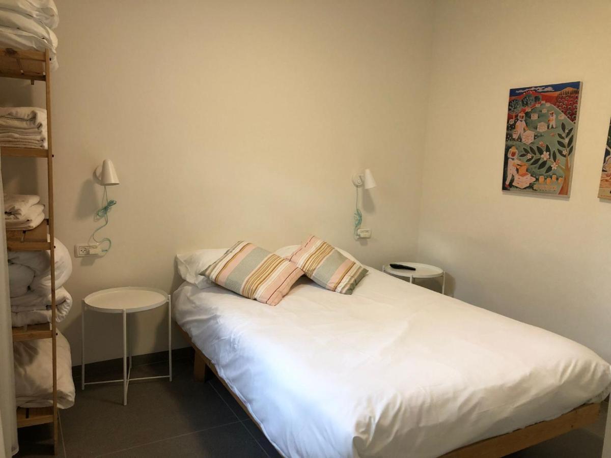 Kurlender Guest House Sheʼar Yashuv Buitenkant foto